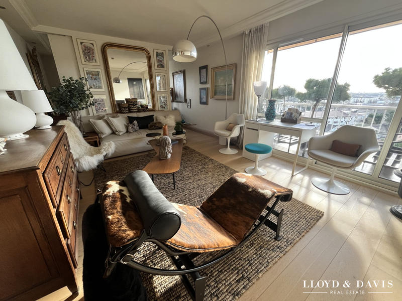 Appartement - 96 m² - 5 pièces