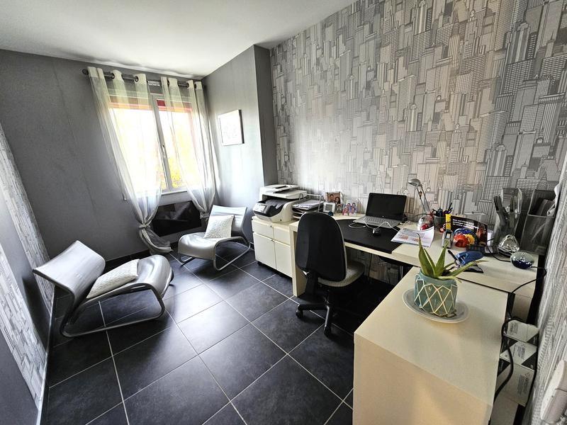 Pavillon - 157 m² - 6 pièces