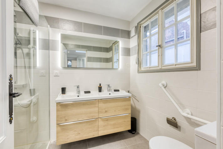 Appartement - 107 m² - 5 pièces