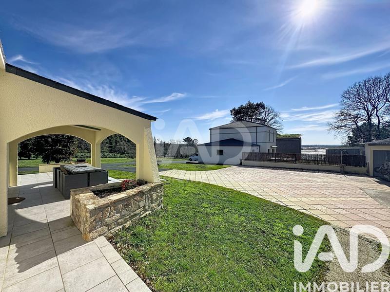 Maison - 140 m² - 6 pièces