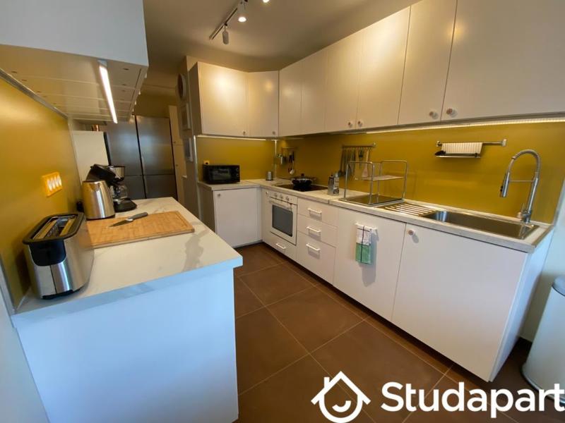 Chambre - 13 m² - 1 pièce