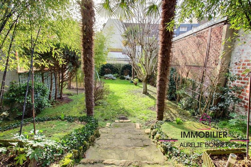 Maison - 163 m² - 8 pièces