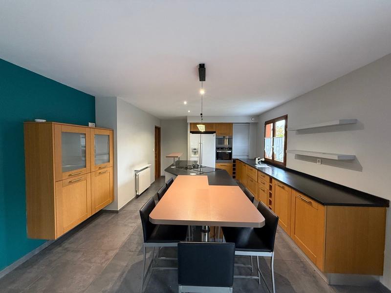 Maison - 131 m² - 6 pièces