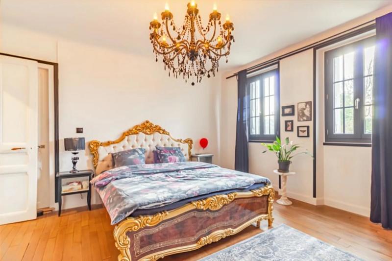 Maison - 169 m² - 5 pièces