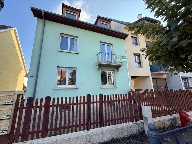 Immeuble - 155 m² - 9 pièces