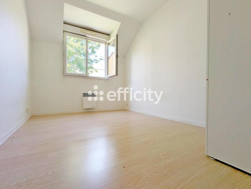 Maison - 98 m² - 5 pièces