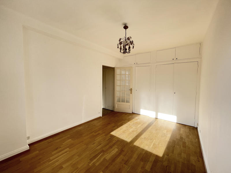 Appartement - 80 m² - 3 pièces