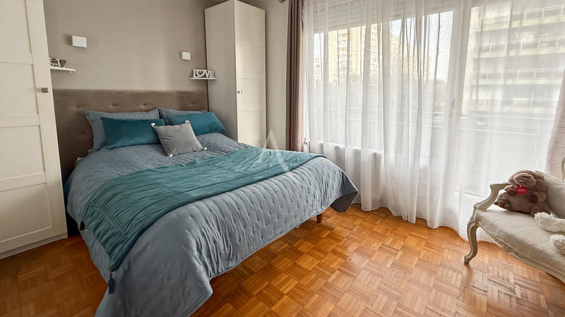 Appartement - 70 m² - 3 pièces