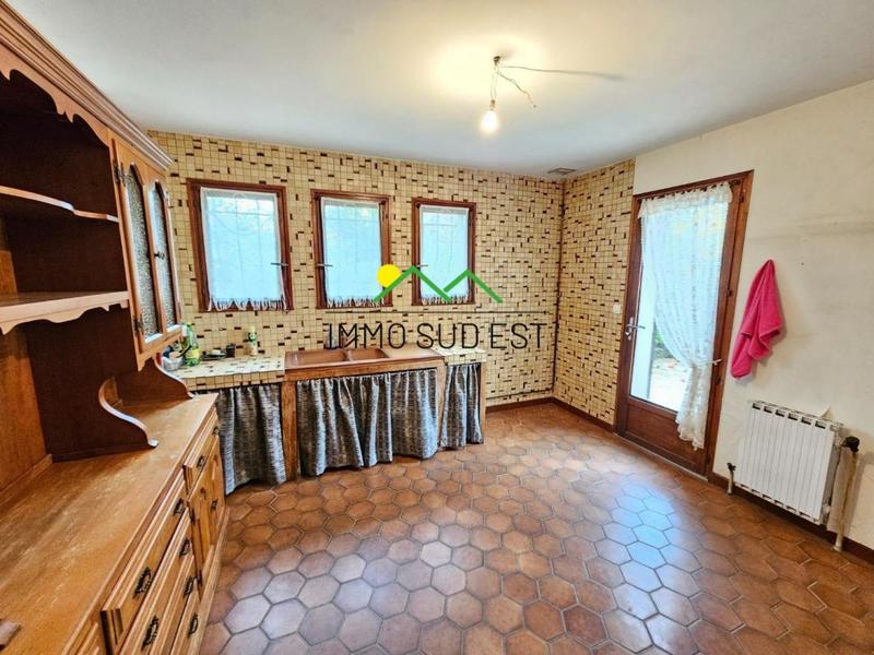 Maison - 99 m² - 5 pièces