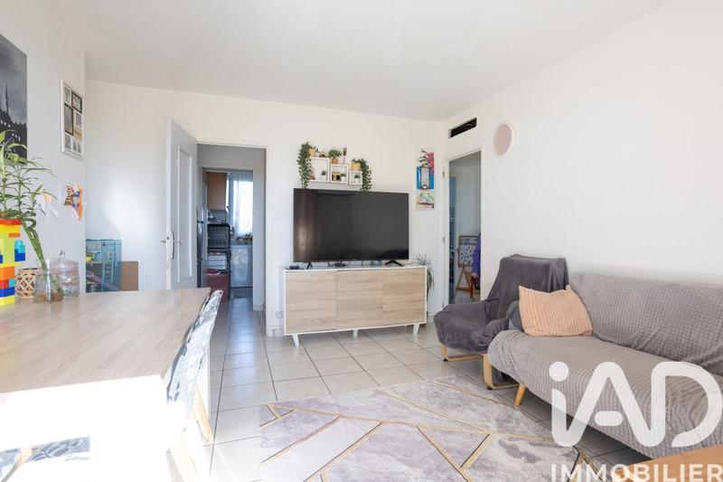 Appartement - 64 m² - 4 pièces
