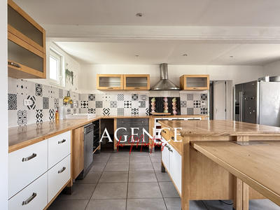 Maison - 85 m² - 2 pièces