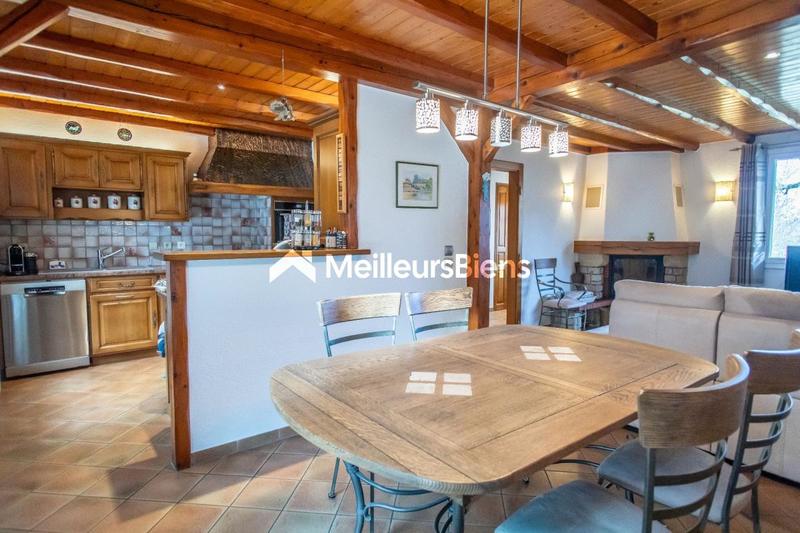 Maison - 170 m² - 6 pièces