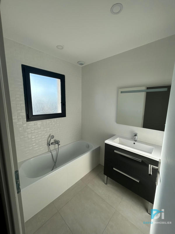 Maison - 138 m² - 4 pièces