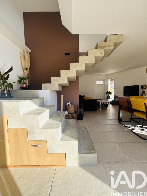 Maison - 107 m² - 5 pièces