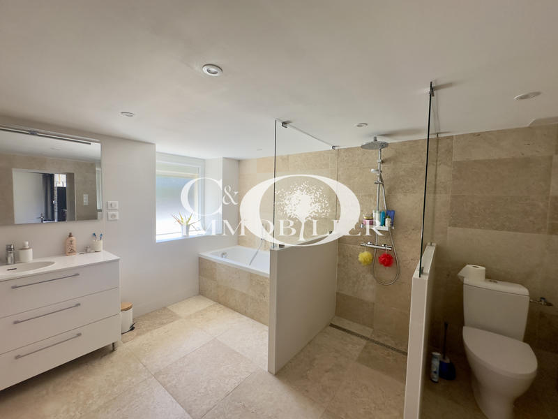 Maison - 138 m² - 5 pièces