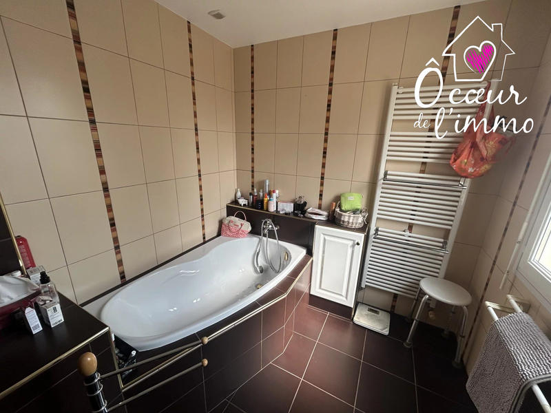 Maison - 158 m² - 6 pièces