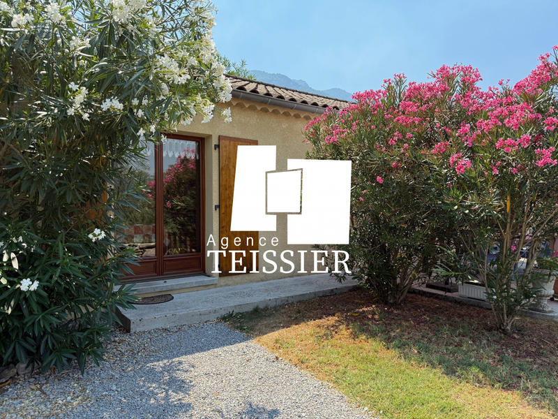 Maison - 74 m² - 3 pièces