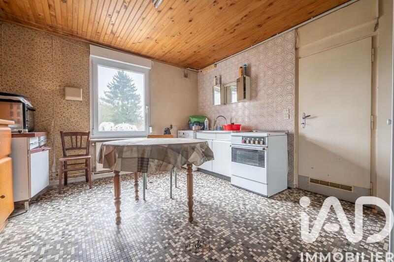 Maison - 252 m² - 8 pièces