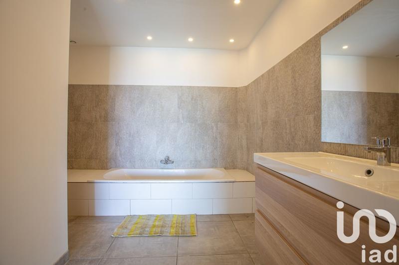 Maison de maîtres - 196 m² - 6 pièces