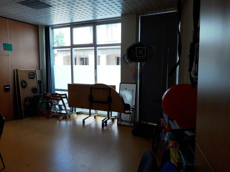 Bureau - 98 m² - 4 pièces