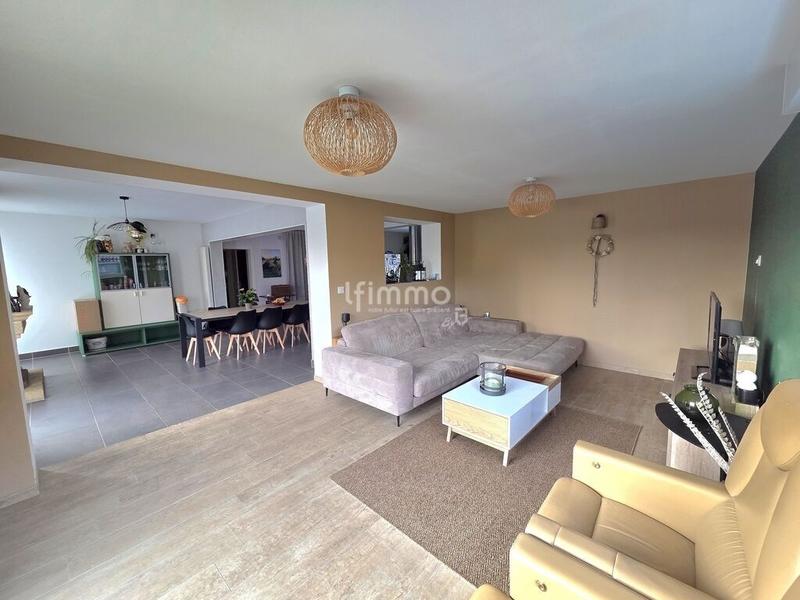 Maison - 150 m² - 7 pièces