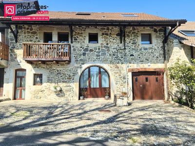 Maison de village - 211 m² - 7 pièces