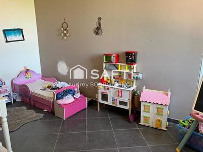 Appartement - 60 m² - 4 pièces