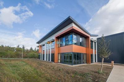 Local d'activités - 4 151 m²