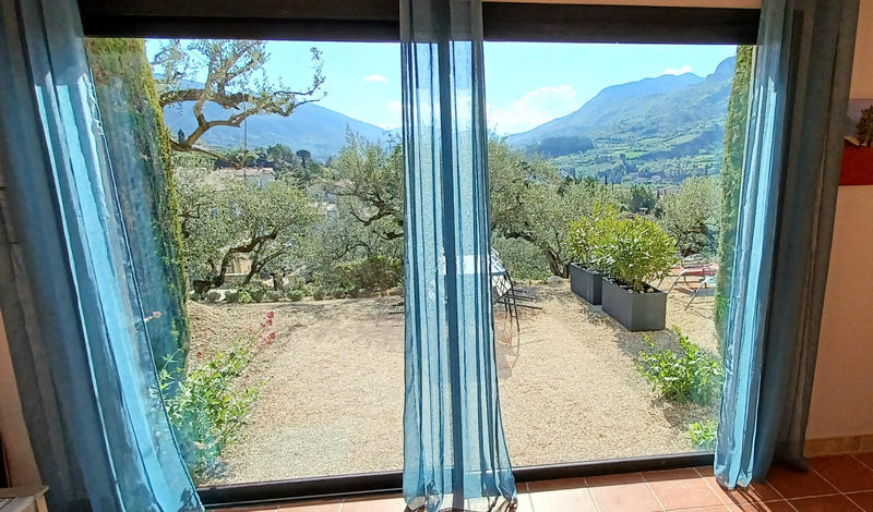 Villa - 295 m² - 11 pièces
