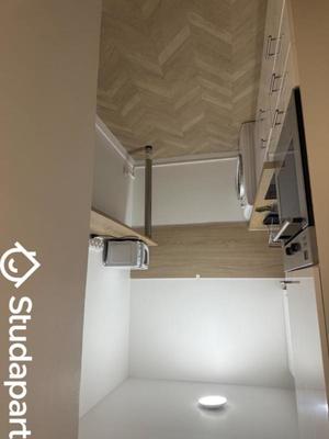 Chambre - 11 m² - 1 pièce