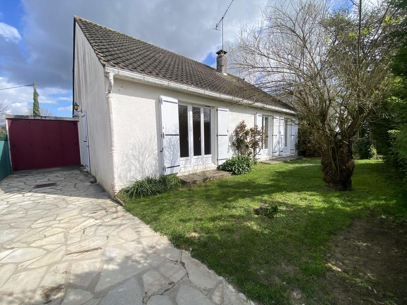 Maison traditionnelle - 153 m² - 6 pièces