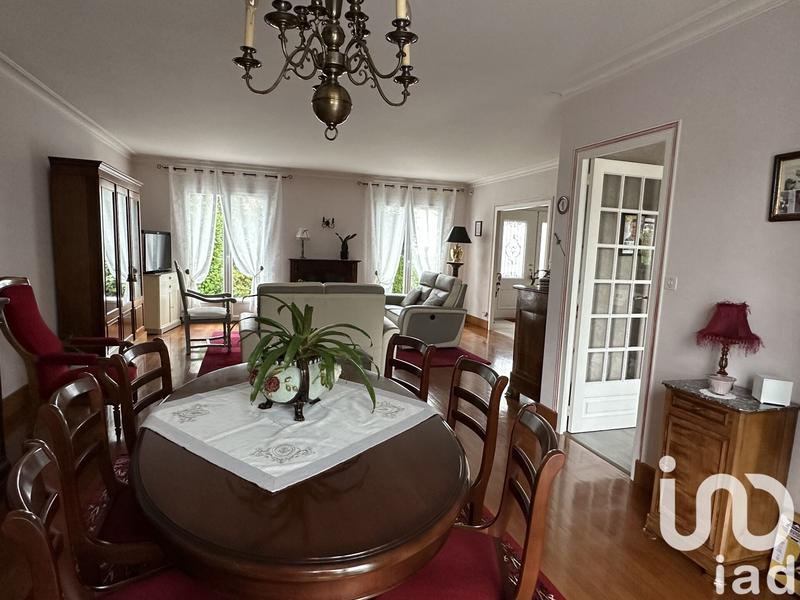 Maison - 209 m² - 6 pièces