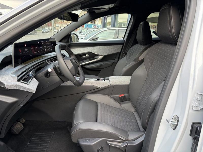 Peugeot 3008 III 1.2 Hybrid 145 E-Dcs6 Allure