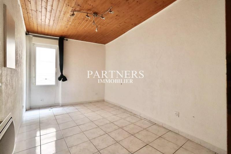 Immeuble - 67 m² - 4 pièces