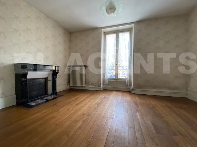 Maison - 100 m² - 6 pièces