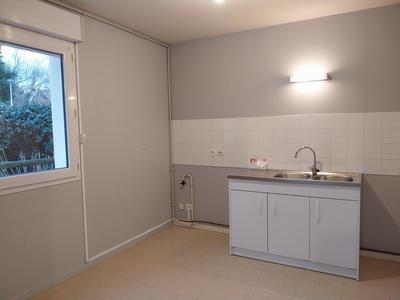 Appartement ancien - 66 m² - 3 pièces