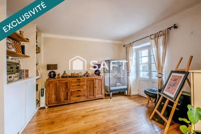 Maison - 230 m² - 7 pièces