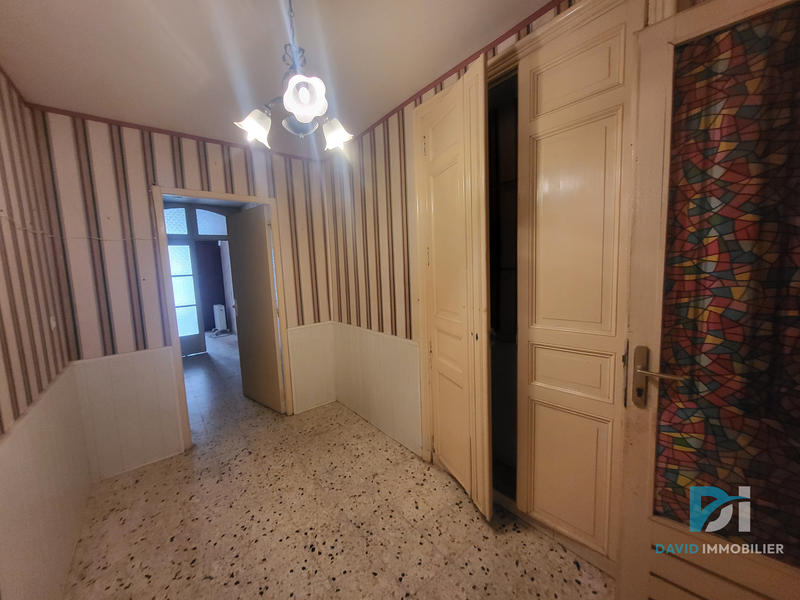 Maison - 385 m² - 11 pièces