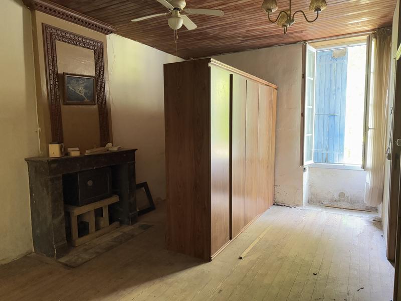 Maison - 200 m² - 3 pièces