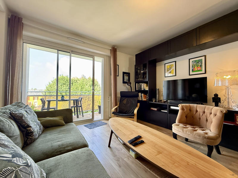 Appartement - 115 m² - 6 pièces