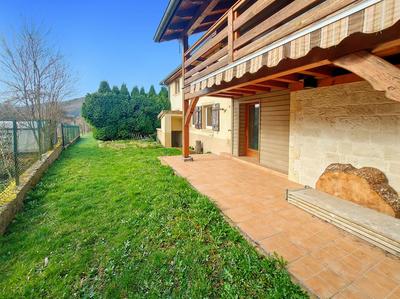 Maison de village - 234 m² - 9 pièces
