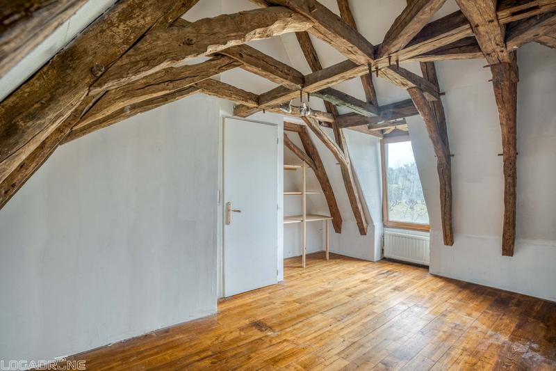 Maison traditionnelle - 126 m² - 6 pièces