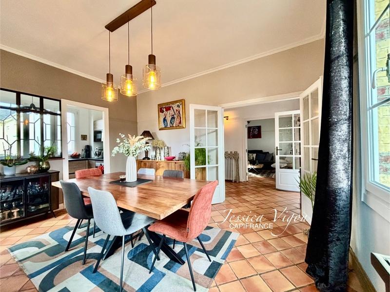 Maison de ville - 203 m² - 6 pièces