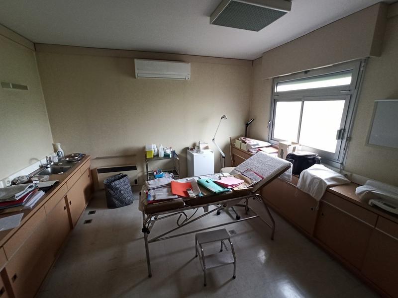 Local commercial - 295 m²