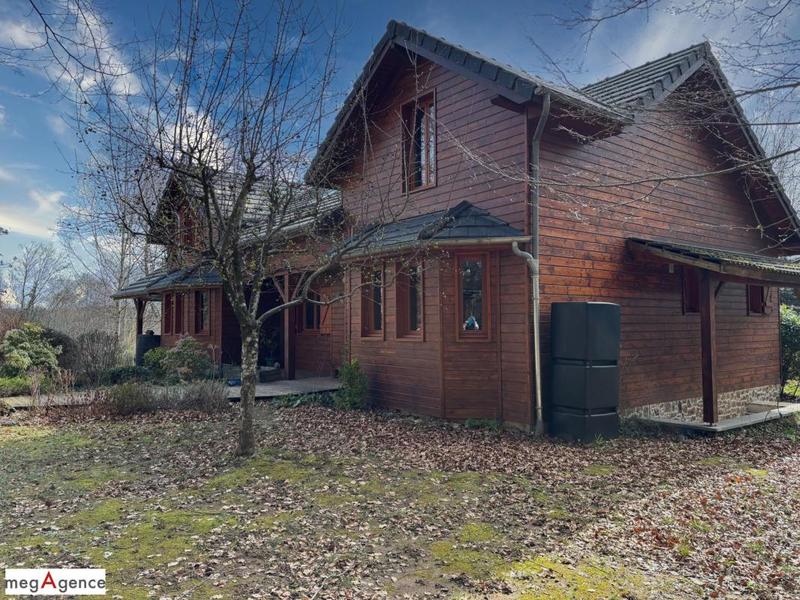 Châlet - 187 m² - 7 pièces