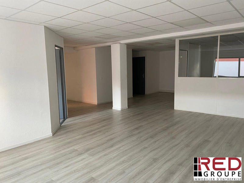 Local d'activités - 97 m²