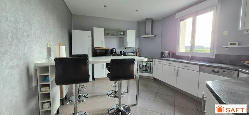 Maison - 138 m² - 6 pièces