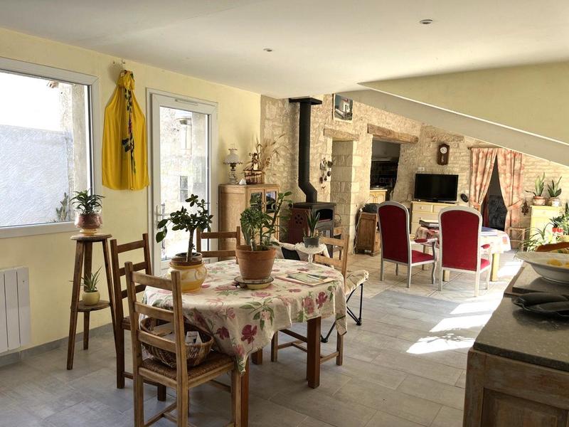 Maison ancienne - 266 m² - 8 pièces