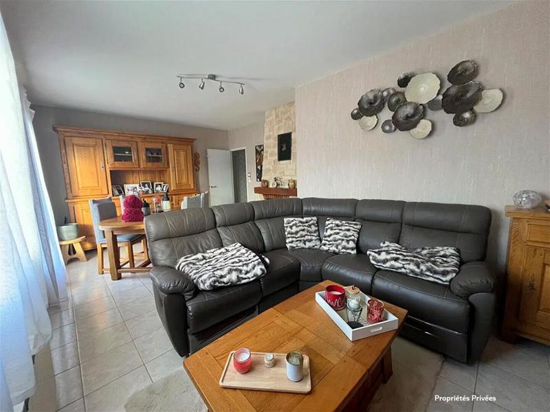 Maison - 92 m² - 5 pièces