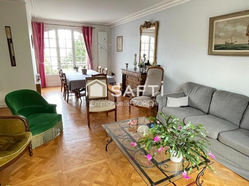 Maison - 192 m² - 9 pièces